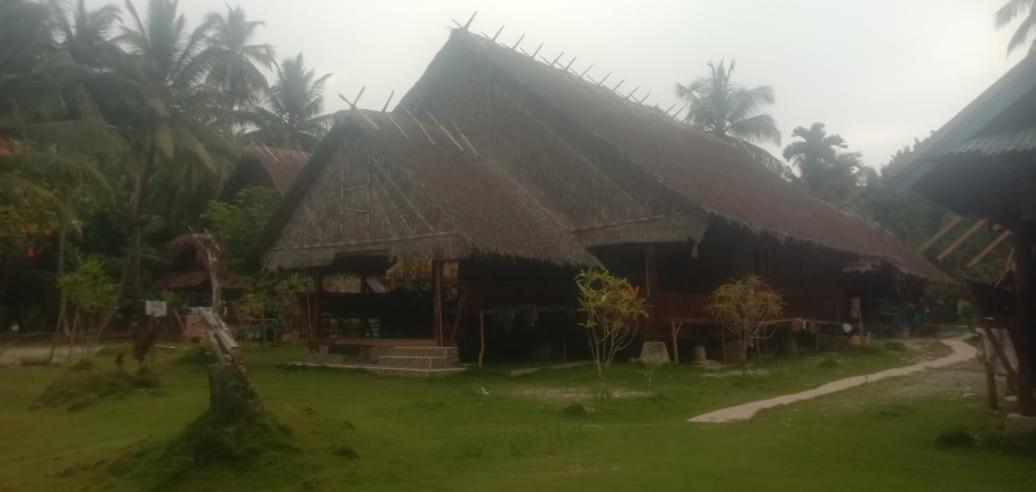 Mentawai Ebay Playground Surfcamp Villa Masokut Eksteriør billede